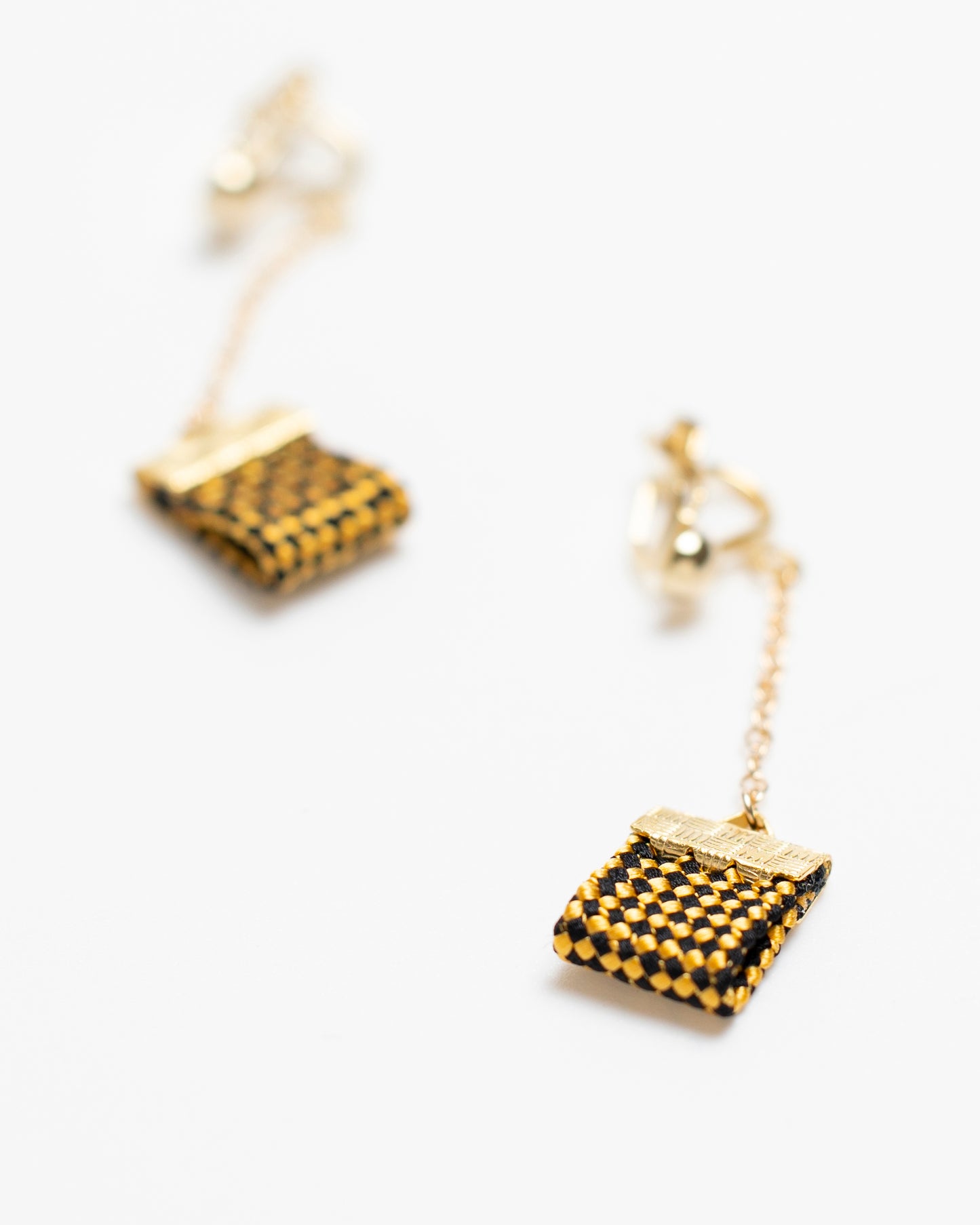 Solid Earrings (clip-on)
