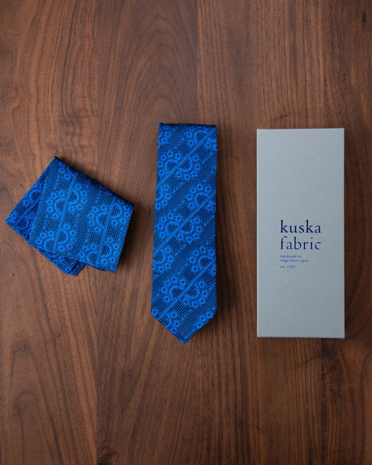 [Art] CHAIN CHAIN Tie & Pocket Square Tango Blue