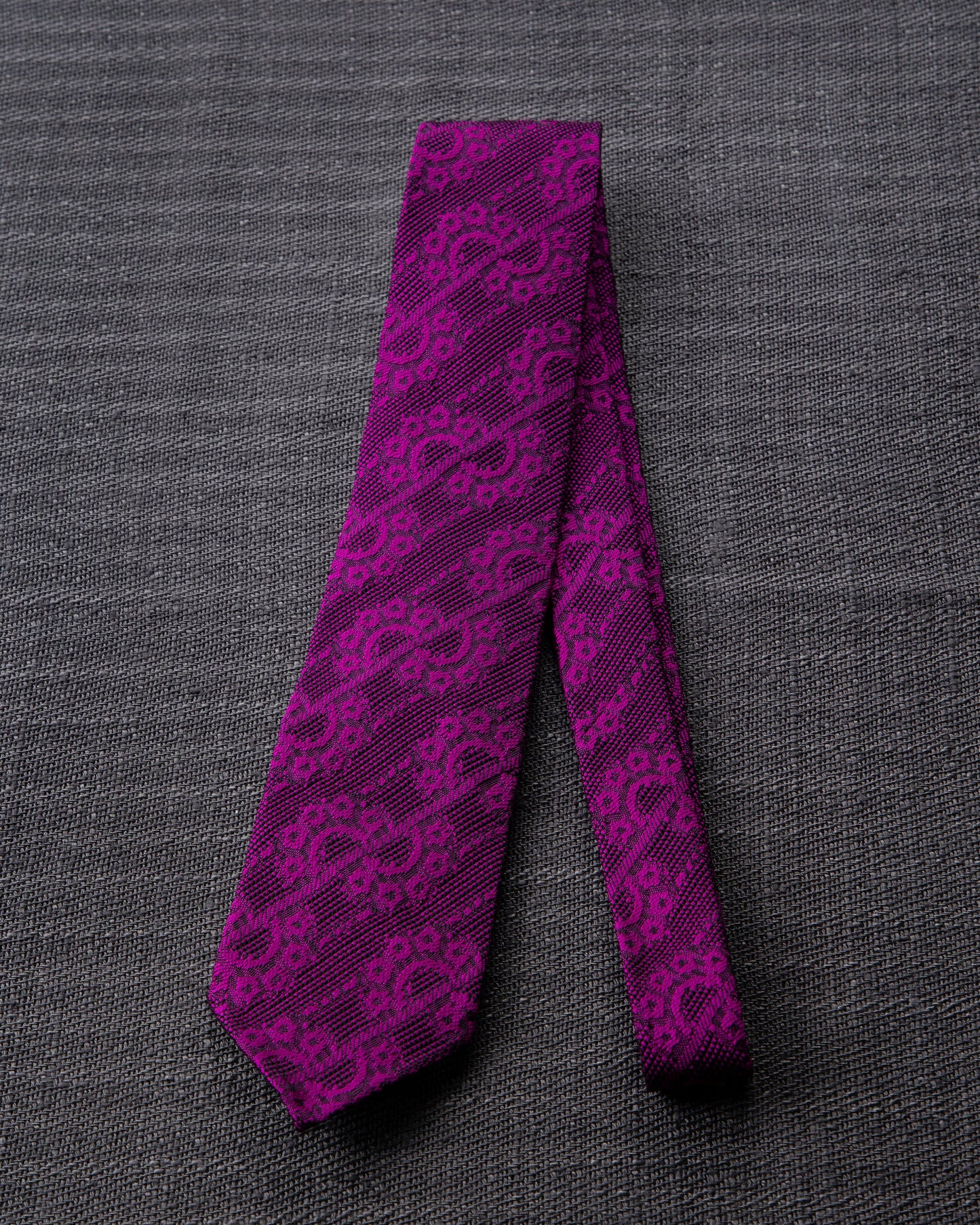 [Art] CHAIN CHAIN Tie Purple