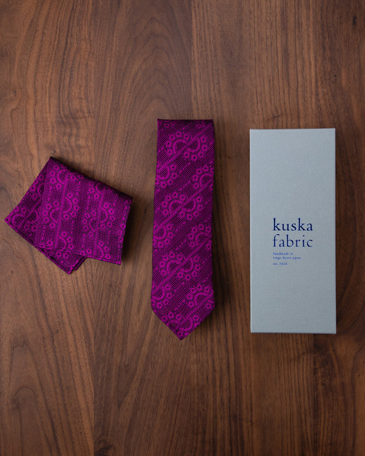 [Art] CHAIN CHAIN Tie & Pocket Square Purple