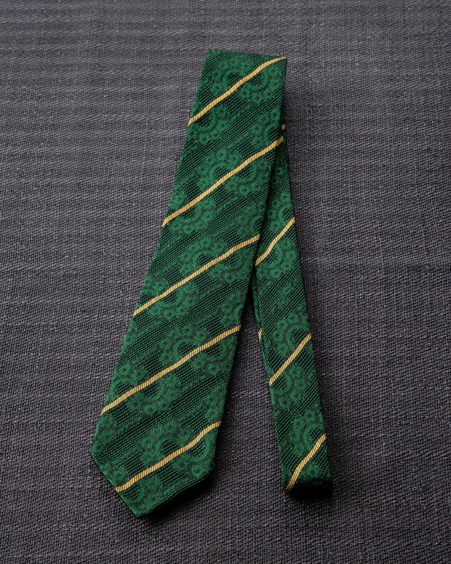 [Art] CHAIN CHAIN Tie Green