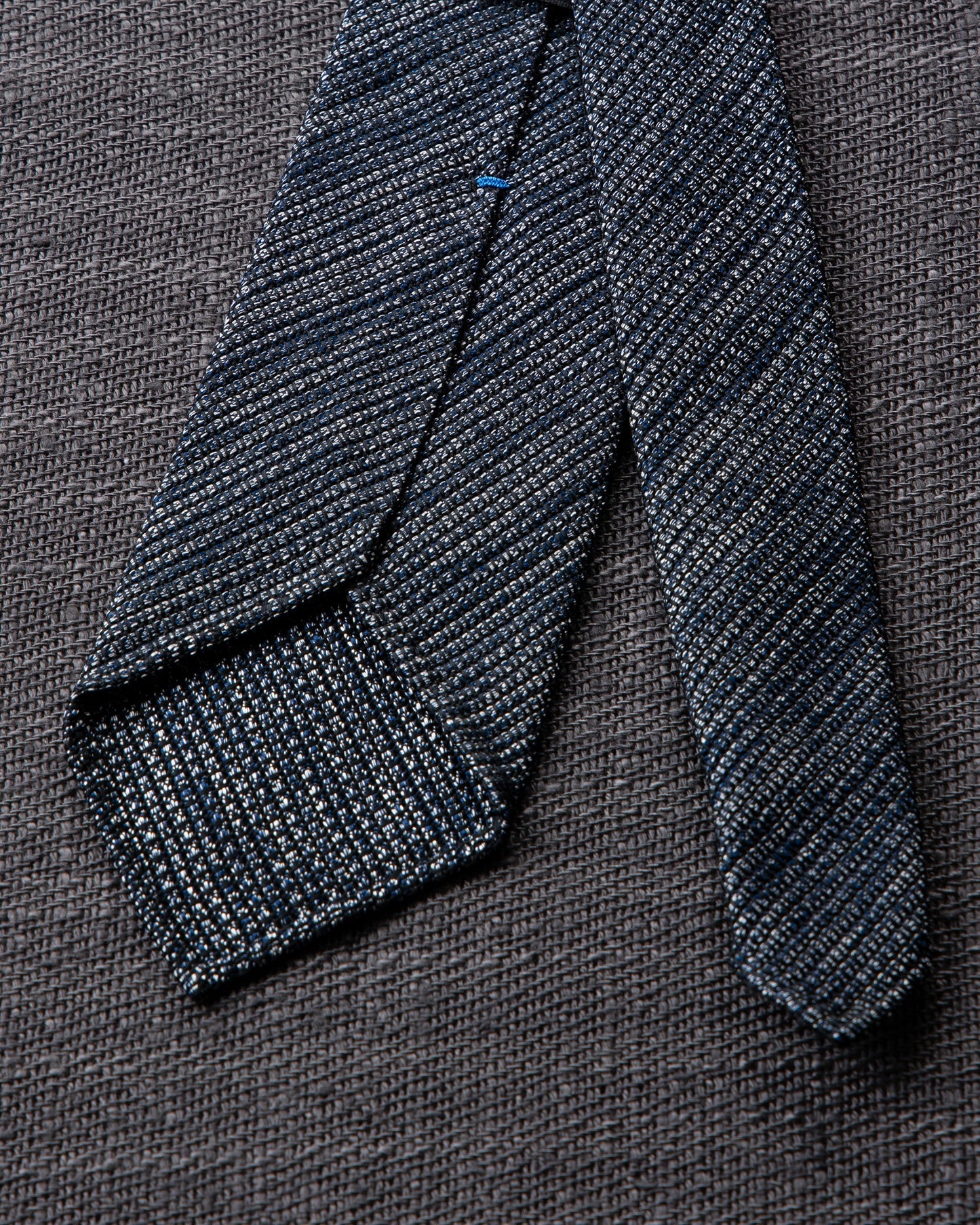 Executive Kasuri Mix Tie Dark Navy x Silver