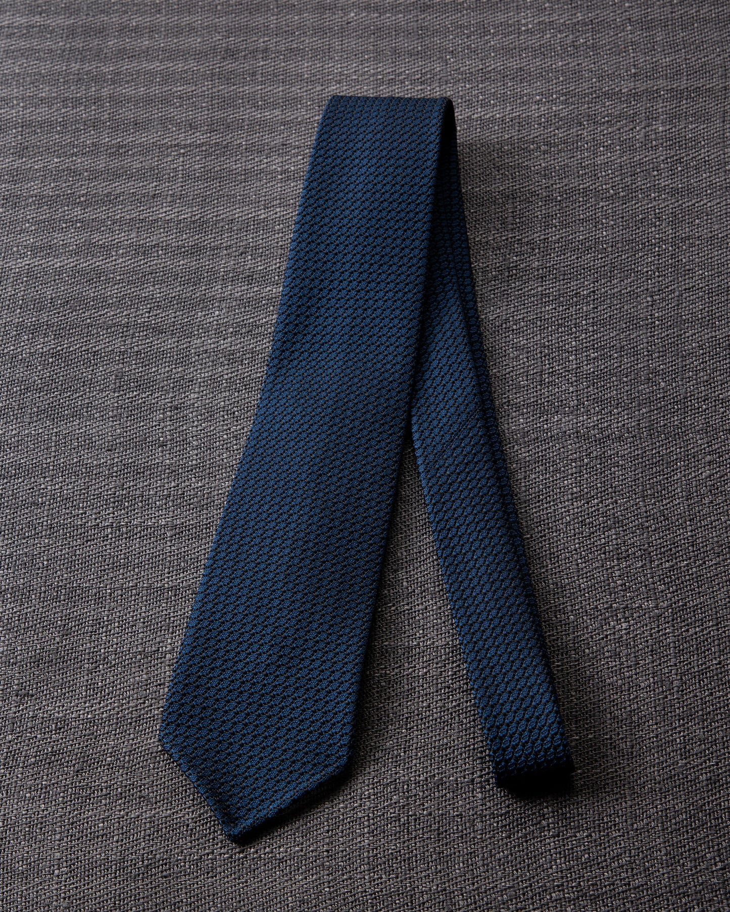 Executive Garza Tie Dark Navy