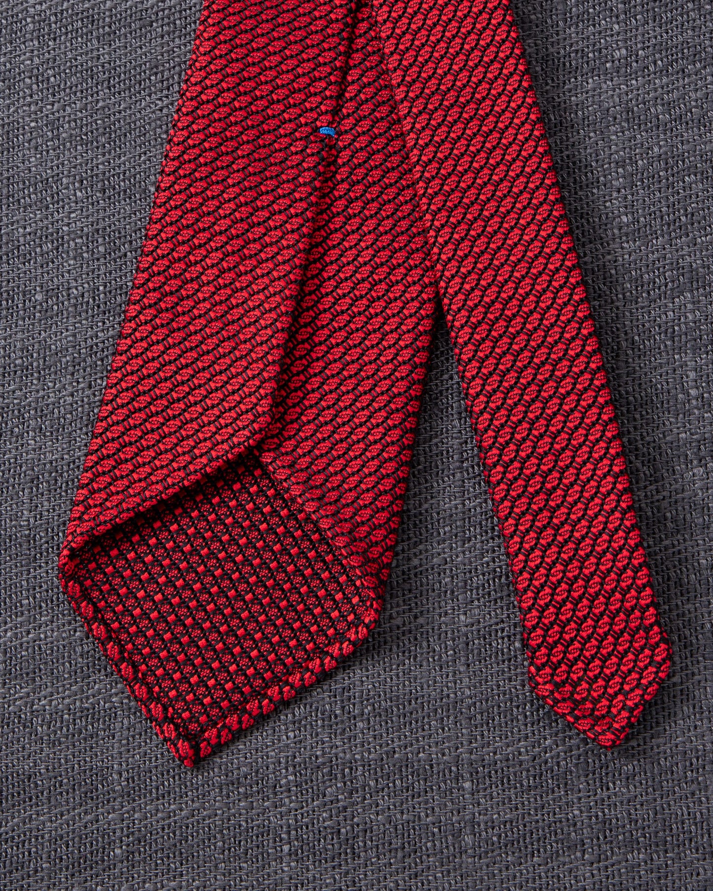 Executive Garza Tie & Pocket Square Red