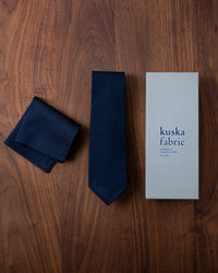 Executive Garza Tie & Pocket Square Dark Navy