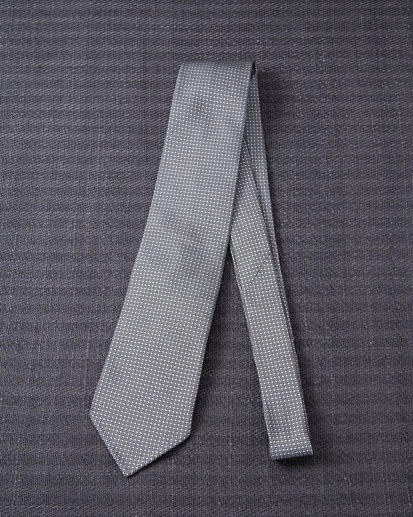 Executive Solid Tie Silver Gray