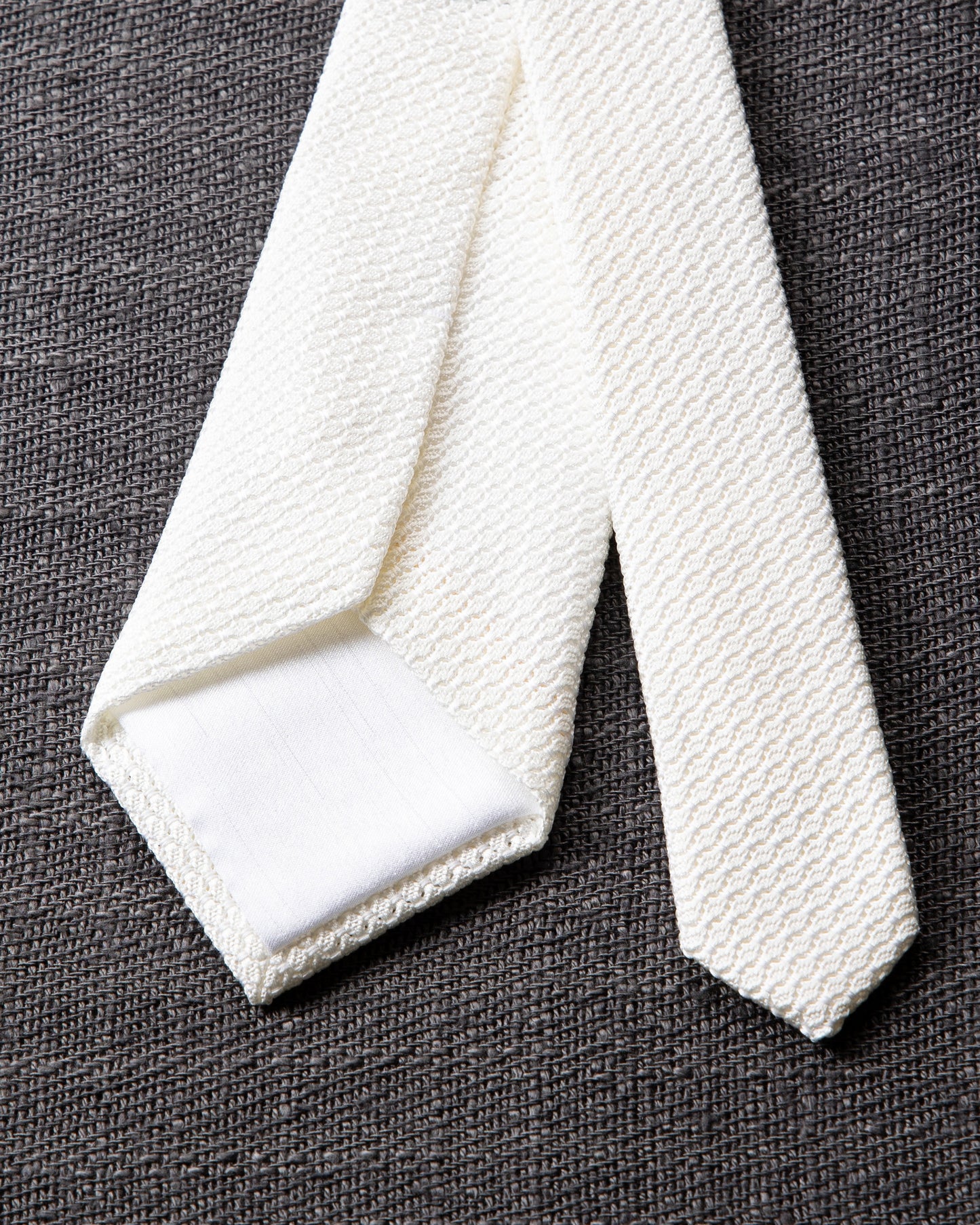 Garza Tie White