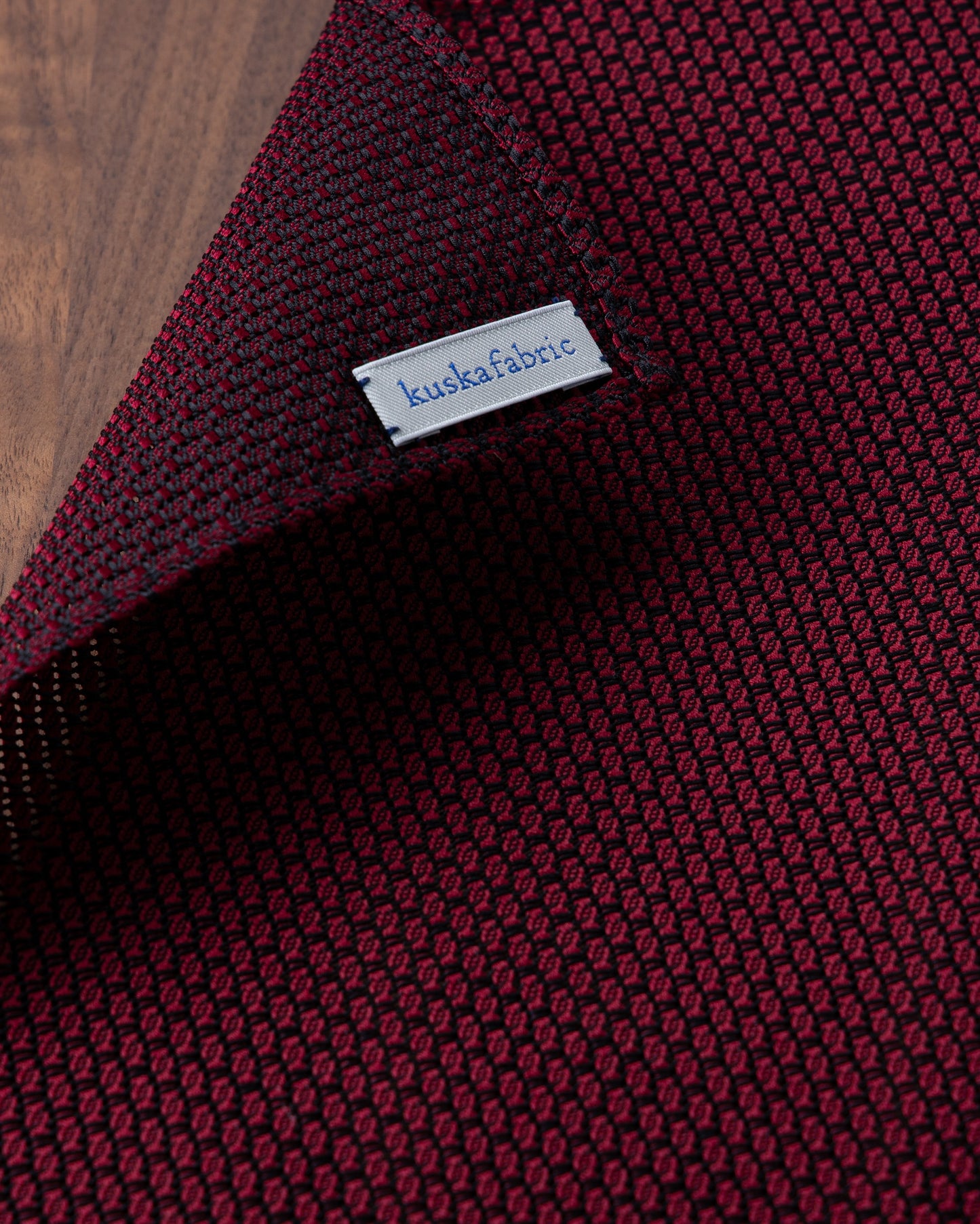 Garza Pocket Square Wine