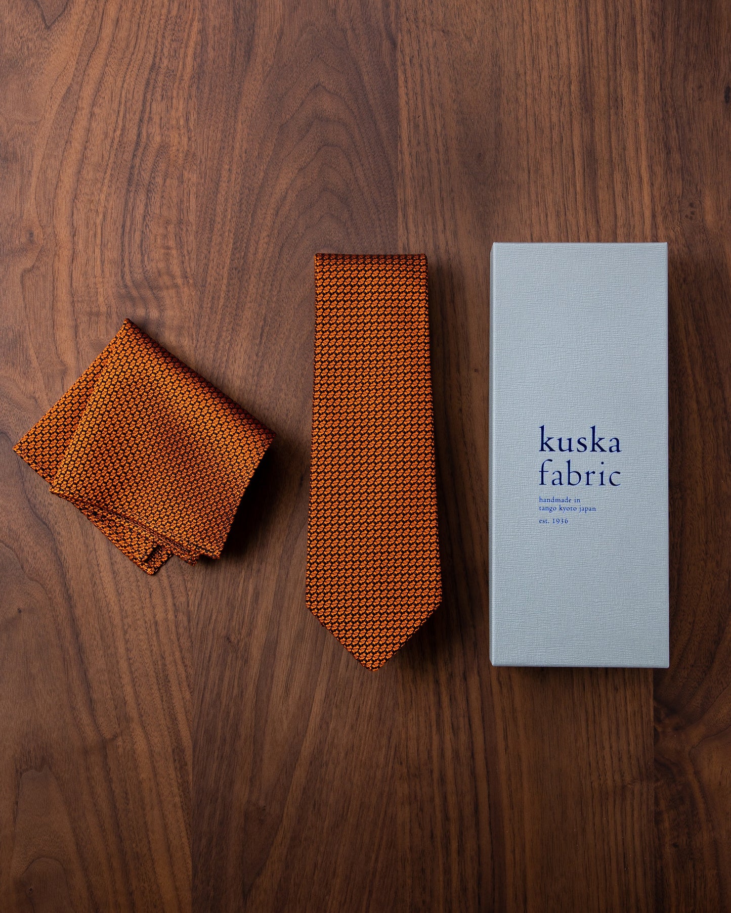 Garza Tie & Pocket Square Orange