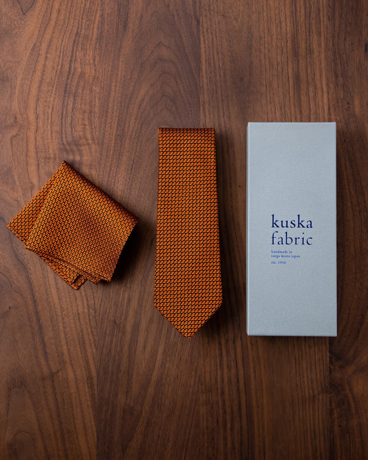 Garza Tie & Pocket Square Orange