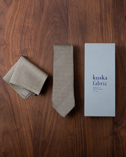 Garza Tie & Pocket Square Gold