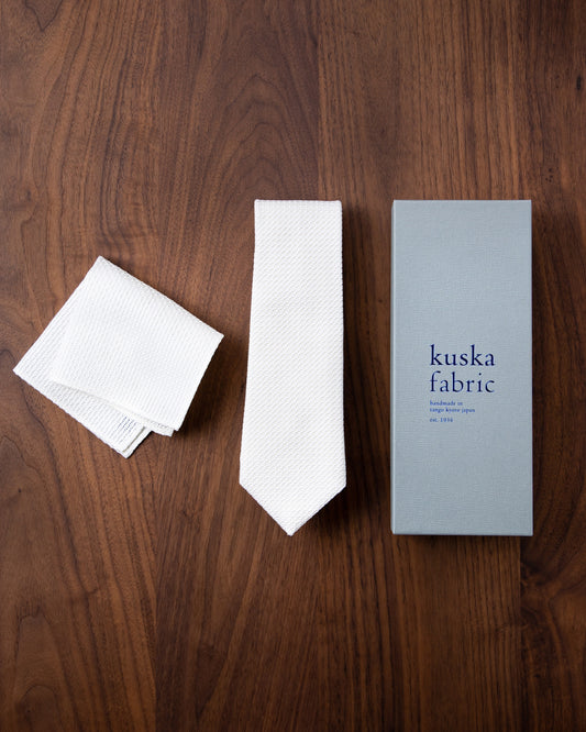 Garza Tie & Pocket Square White