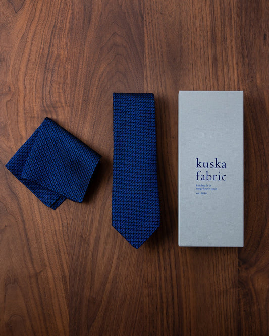 Garza Tie & Pocket Square Navy