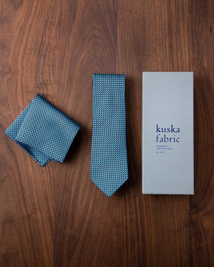 Garza Tie & Pocket Square Sax