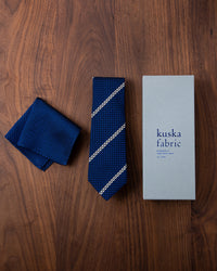 Garza White Line Tie & Pocket Square Navy