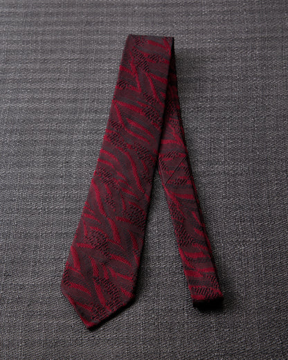 [Art] WAVE HEAD Tie Wine