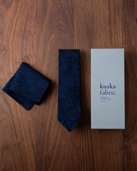 [Art] WAVE HEAD Tie & Pocket Square Dark Navy