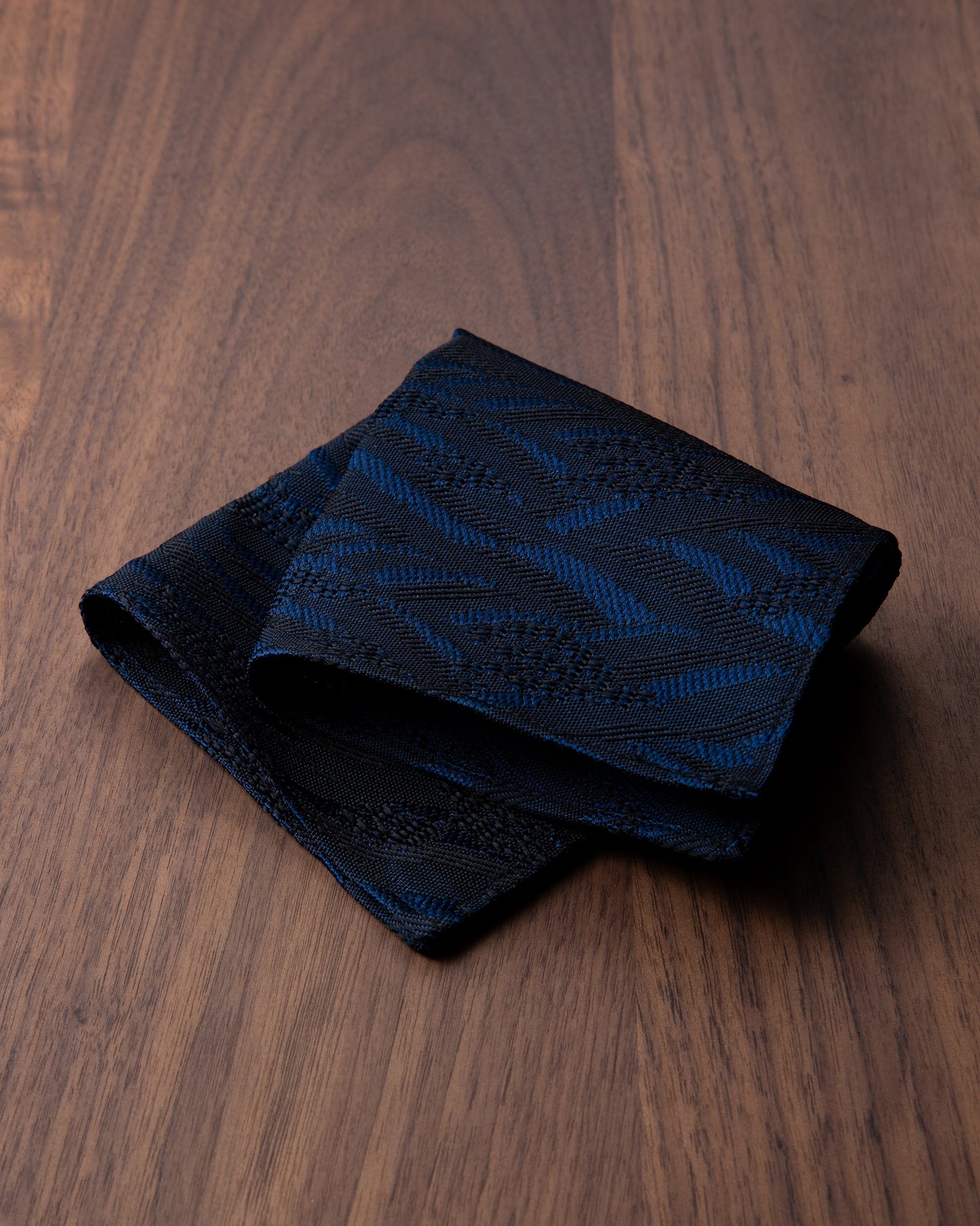 [Art] WAVE HEAD & Pocket Square Dark Navy